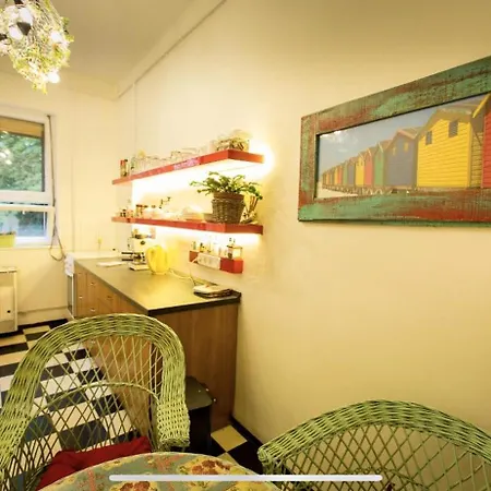 Location Cosy Art Flat דירה